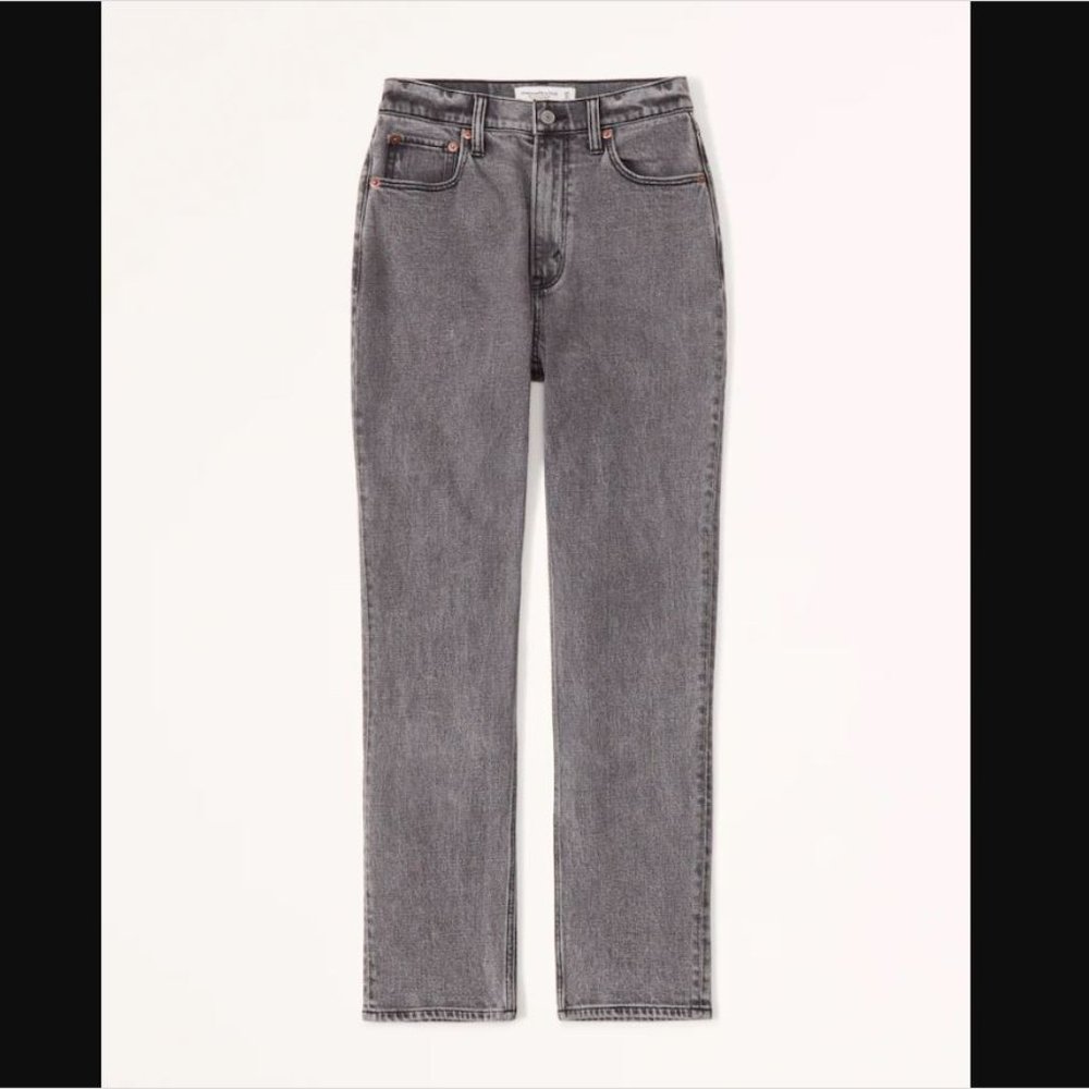 Curve Love Ultra High Rise Ankle Straight Jean - 28 S